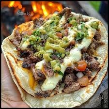 Tacos de carne Asada con Queso